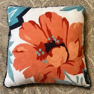 Vivere Home Embroidered Floral Accent Pillow